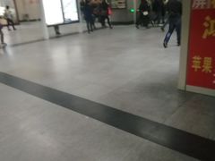 -宝山路(地铁站)