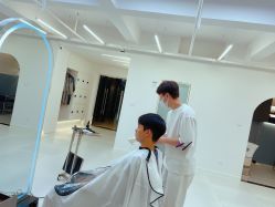 点击看大图 -Hello Lady发型设计