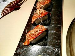 炙烤鹅肝寿司-余欢领鲜火锅(新街口店)