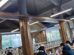 靠窗位-老三样·旧食新味(万寿宫店)