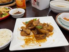 -东北风味思缘食府(对湖路店)