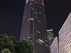 -广州周大福金融中心