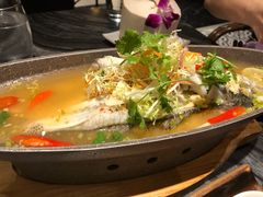 泰式青柠蒸鲈鱼-Thai Alley泰爱里(二沙岛店)