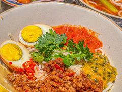 -粉八·云南米线·建水烧烤(常熟路店)