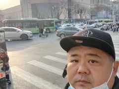 -胖东来生活广场(健康路店)