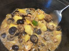 -山河屯铁锅炖·非遗东北菜(南山店)