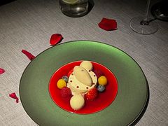 -弦月窗LUNETTE BY AMANDA(复兴路店)