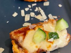 -必胜客(打浦桥日月光店)