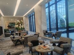 -上海虹桥西郊假日酒店