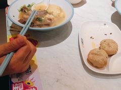 -小杨生煎(百联嘉定购物中心店)