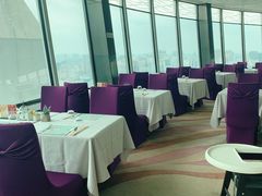 -亚洲国际大酒店·云顶阁旋转自助餐厅