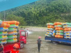 -雅鲁激流探险漂流