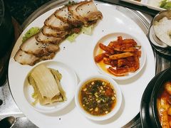 韩国秘制包肉-酣庭院(红松东路店)