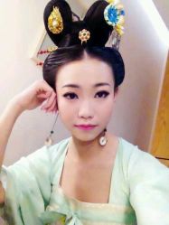 -盘子女人坊古装写真摄影(厦门总店)