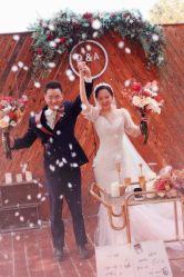 -太郎花子婚纱摄影艺术中心