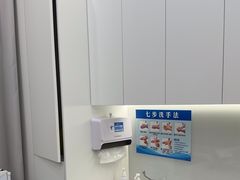 -皓齿连锁·雅贝健口腔·种植·矫正中心(虹口曲阳路店)