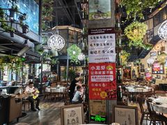 -临界音乐酒馆·小龙虾·江湖菜(华熙LIVE·鱼洞店)