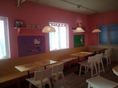 android_upload_pic-Hello Kitty Cafe(弘大店)