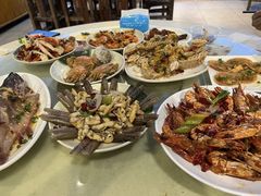 -三亚火车头万人海鲜广场