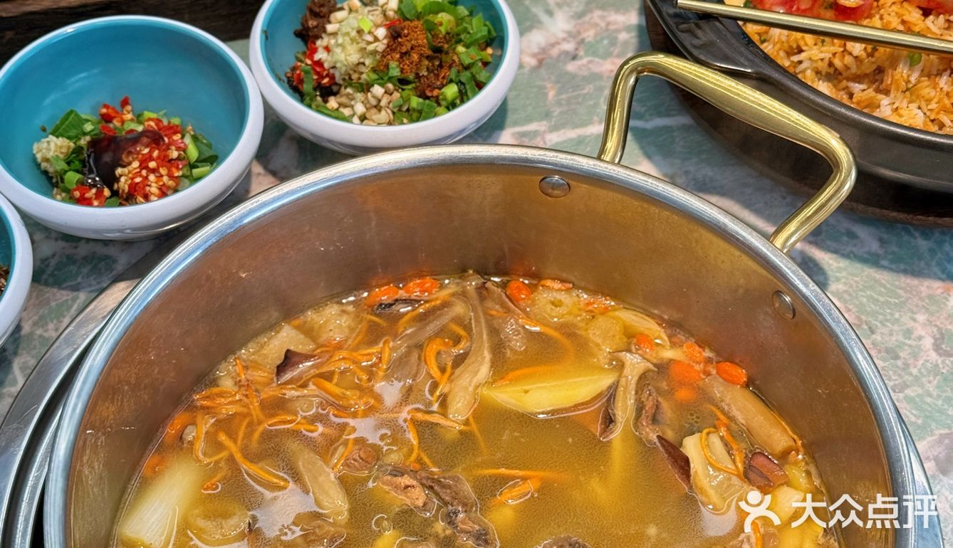 西双版纳｜这家野生菌火锅后劲真是太大了