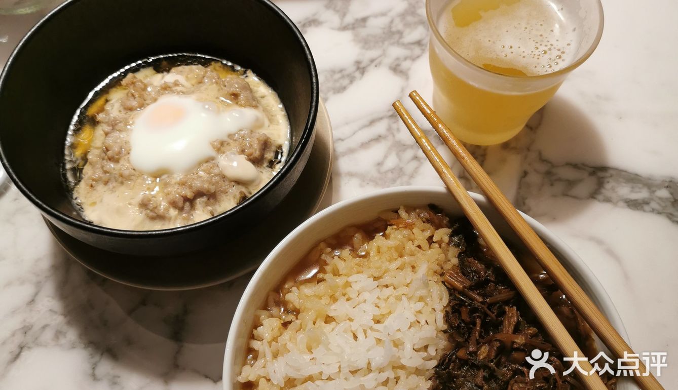 下饭的肉饼子蒸蛋！