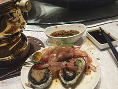 -海鲨湾海鲜会馆(百家湖1912店)