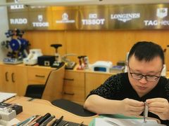 -亨得利名表服务中心(上海湾店)