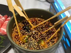 -红鼎豆捞·非遗鲍皇汤火锅(宝丰路店)