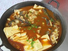 -万佛湖许老大铁锅鱼(黑金冠店)