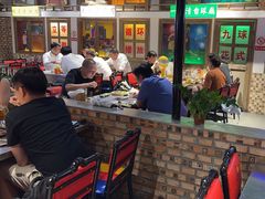 -马路牙子烧烤音乐酒馆(望京店)