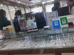 -华彬眼镜专业渐进配镜(潘家园店)