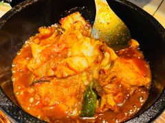 -穹六人间 people 6(岳阳路店)