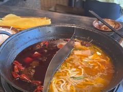 -冯校长老火锅(中联广场店)