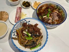 -镇南锅盖面馆(解放路店)