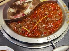 -沸炉重庆老火锅(军事博物馆店)