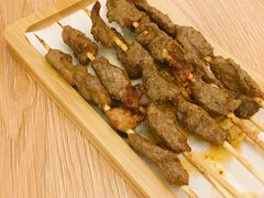 -衡哥肉铺