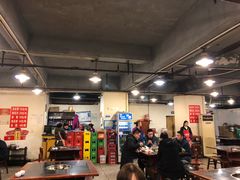 大堂-邓莽子老火锅(中兴路总店)