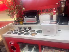 -小蛮椒麻辣烫·麻辣拌(青浦宝龙店)