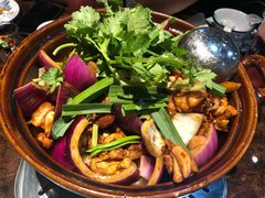 胡须老鸡煲-凤兴鸡煲(宝安海雅店)
