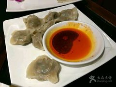 -鸿亨泰杂鱼馆(港馨家园店)