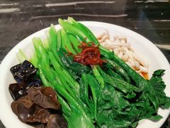 白灼菌菇菜心-新白鹿餐厅(虹桥南丰城店)