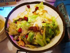 -霄汉牛三鲜湖北砂锅菜(万松园2店)