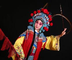 -胭脂猫京剧摄影