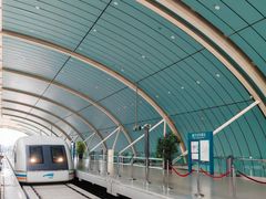 -龙阳路磁悬浮列车总站-停车场