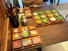 -银米·云南传统过桥米线(双廊黑金冠店)