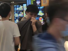 -麦当劳(伟城广场店)