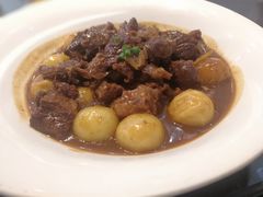 土豆炖牛肉-聚友居酒楼