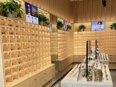 -一代眼镜·蔡司配镜(浦东大拇指广场店)