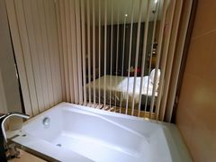 -扬州东关街文昌阁桔子水晶酒店