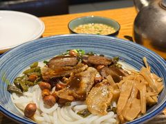 -牛八宝桂林米粉(八里庄店)